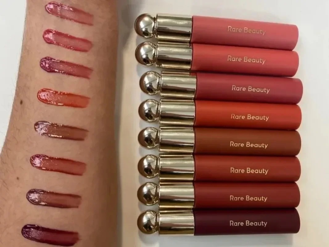 Новинка Rare Beauty: Увлажняющ – обзор и цена Rare Beauty Makeup Kit